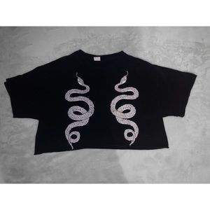 Snakes cropped t-shirt